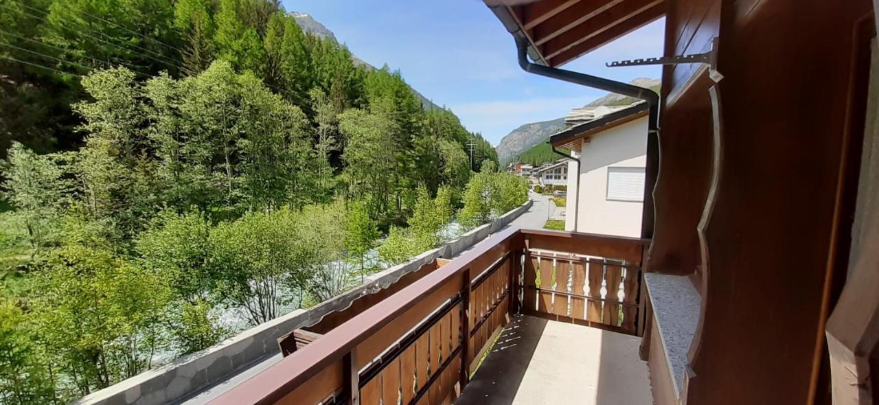 Free Cable Car & Bus In The Summer Haus L'Oree Саас-Грунд Екстериор снимка